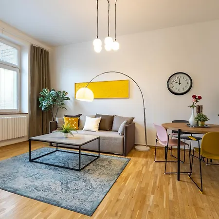 Apartment Ruska Prague Exterior photo