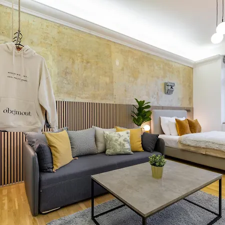 Apartment Ruska Prague Exterior photo